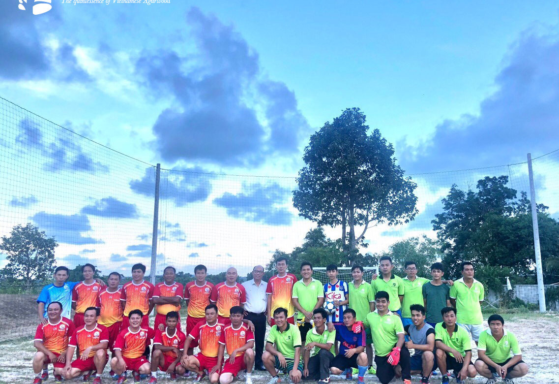 Friendly football game between Hoang Giang Agarwood team and Cultural information and Sports Center team of La Gi town
