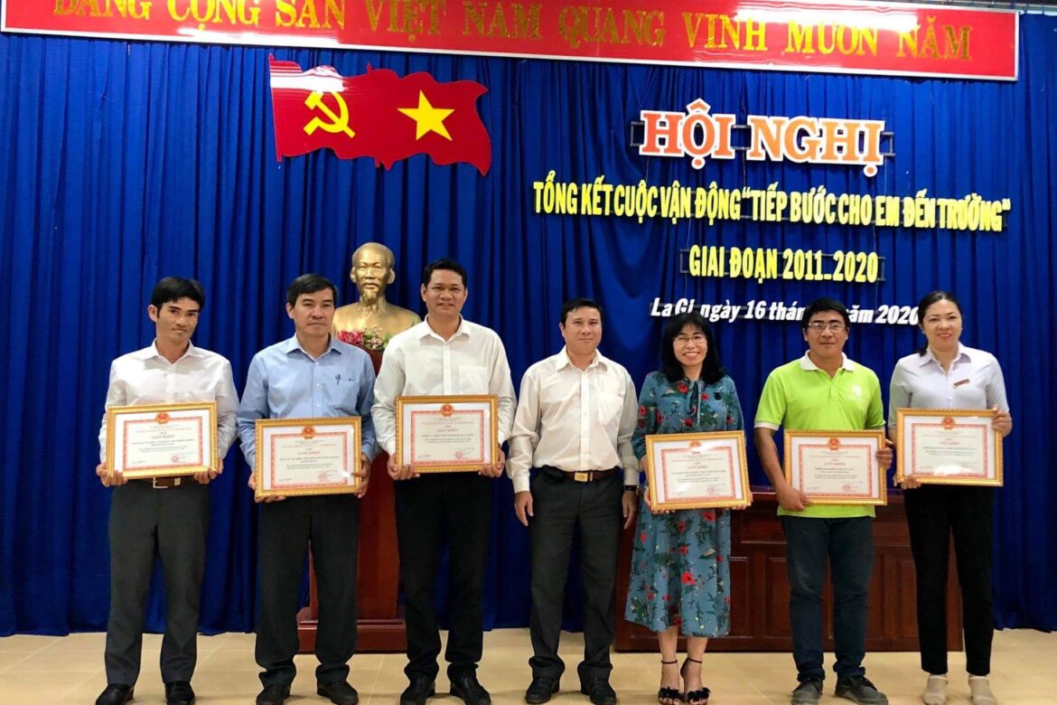 Review conference of the movement “Following you on your path of education”, period 2011-2020