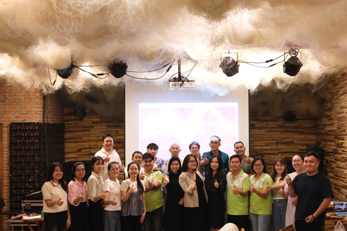 HAGA Oud Invests in Employee with Storytelling for Business Growth